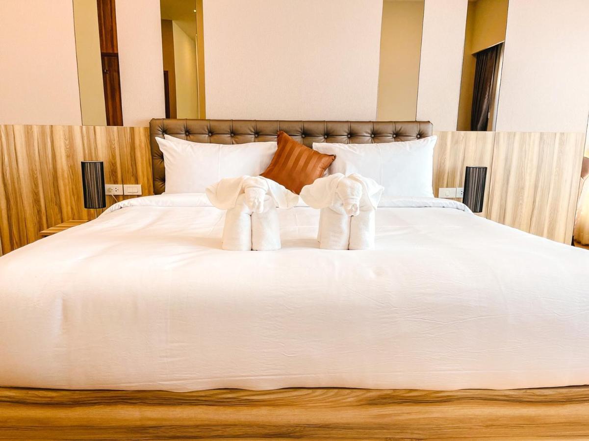 Sukruethai Hotel Chiang Mai - โรงแรมสุขฤทัย เชียงใหม่ Екстер'єр фото