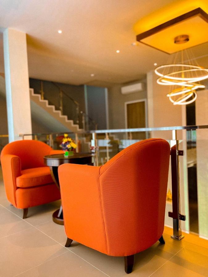 Sukruethai Hotel Chiang Mai - โรงแรมสุขฤทัย เชียงใหม่ Екстер'єр фото
